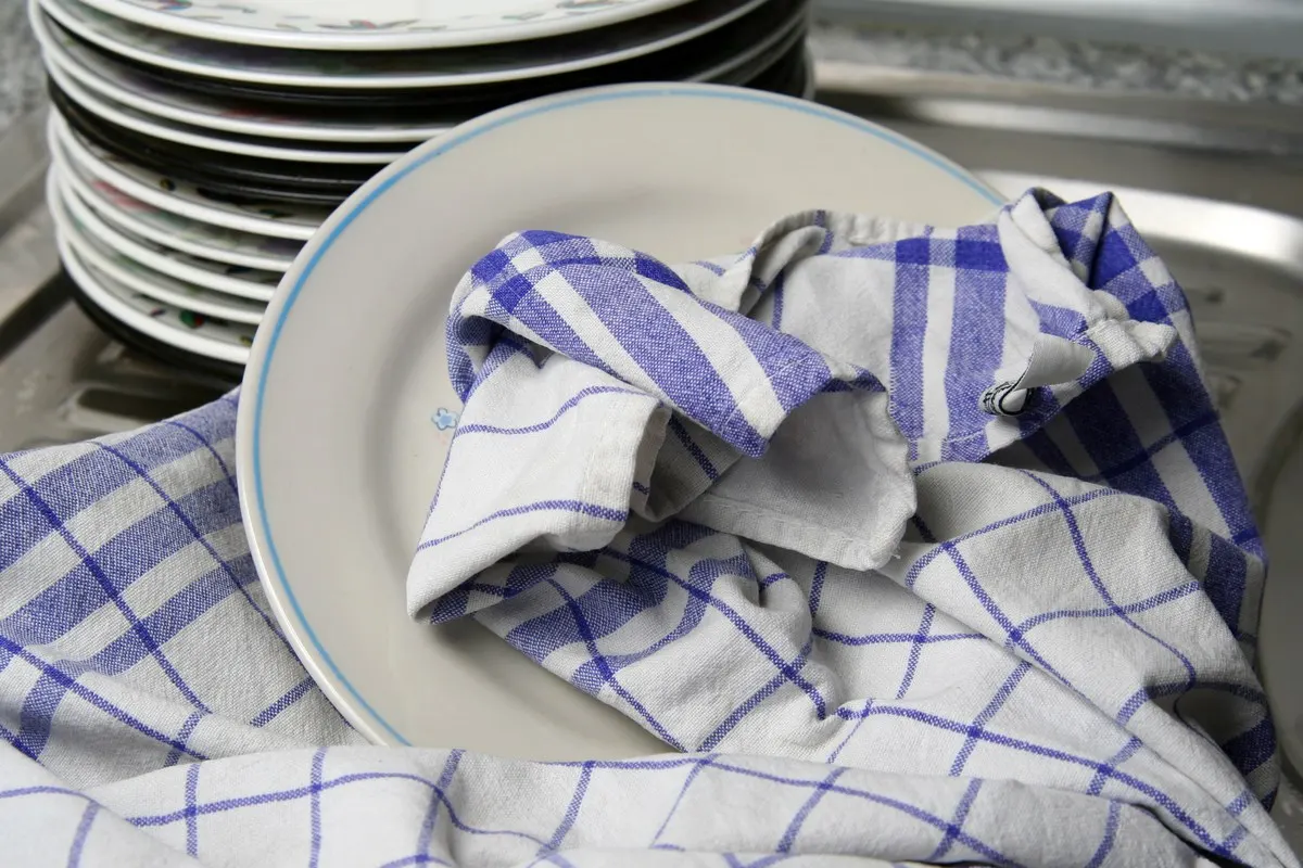 Rengør dine karklude som nye med 3 ingredienser